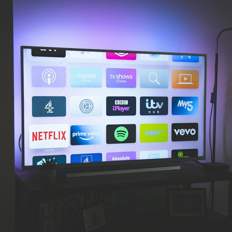 شاشة 43 بوصة Full HD